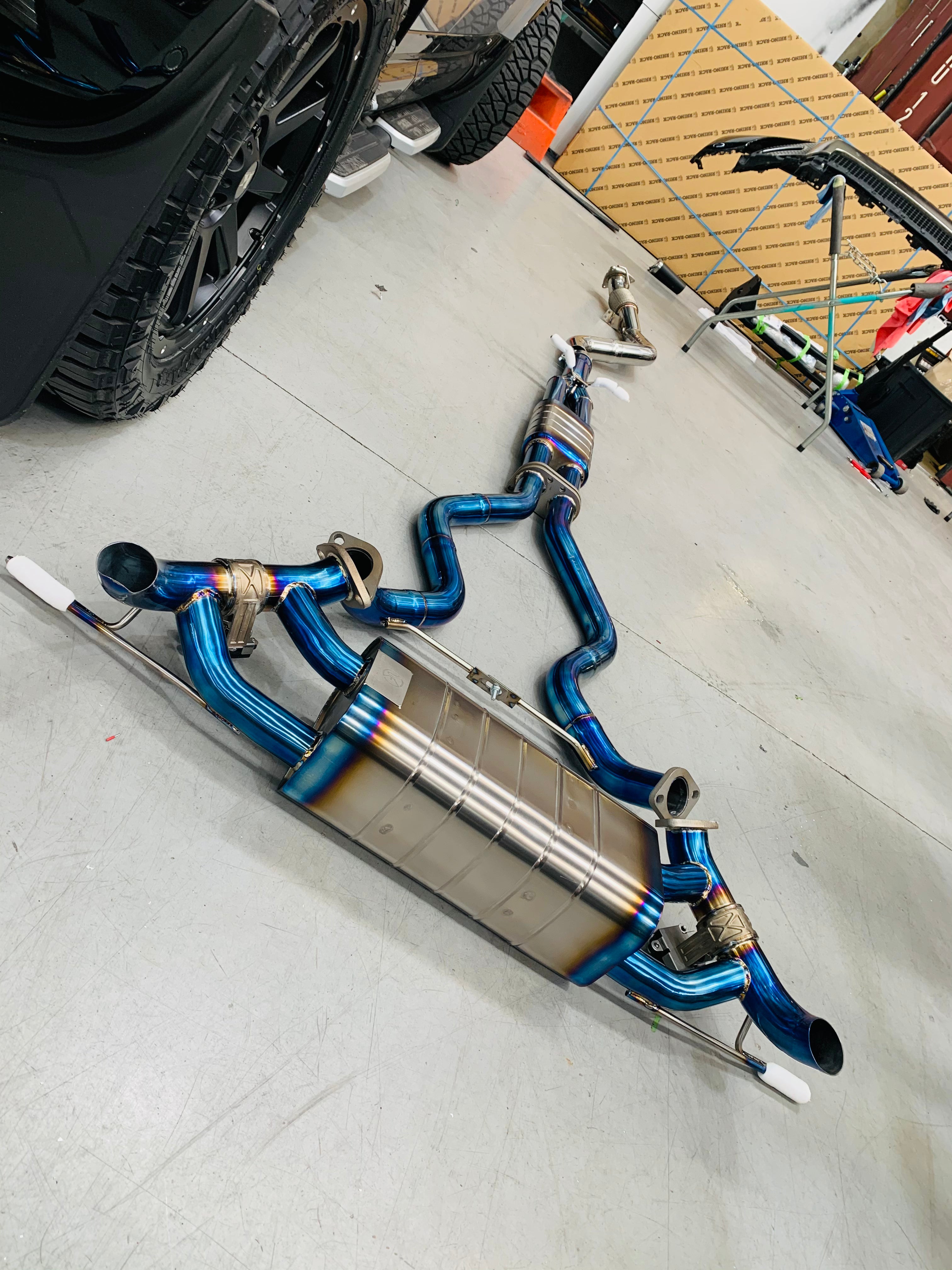 Land Rover Defender P400 110 Exhaust