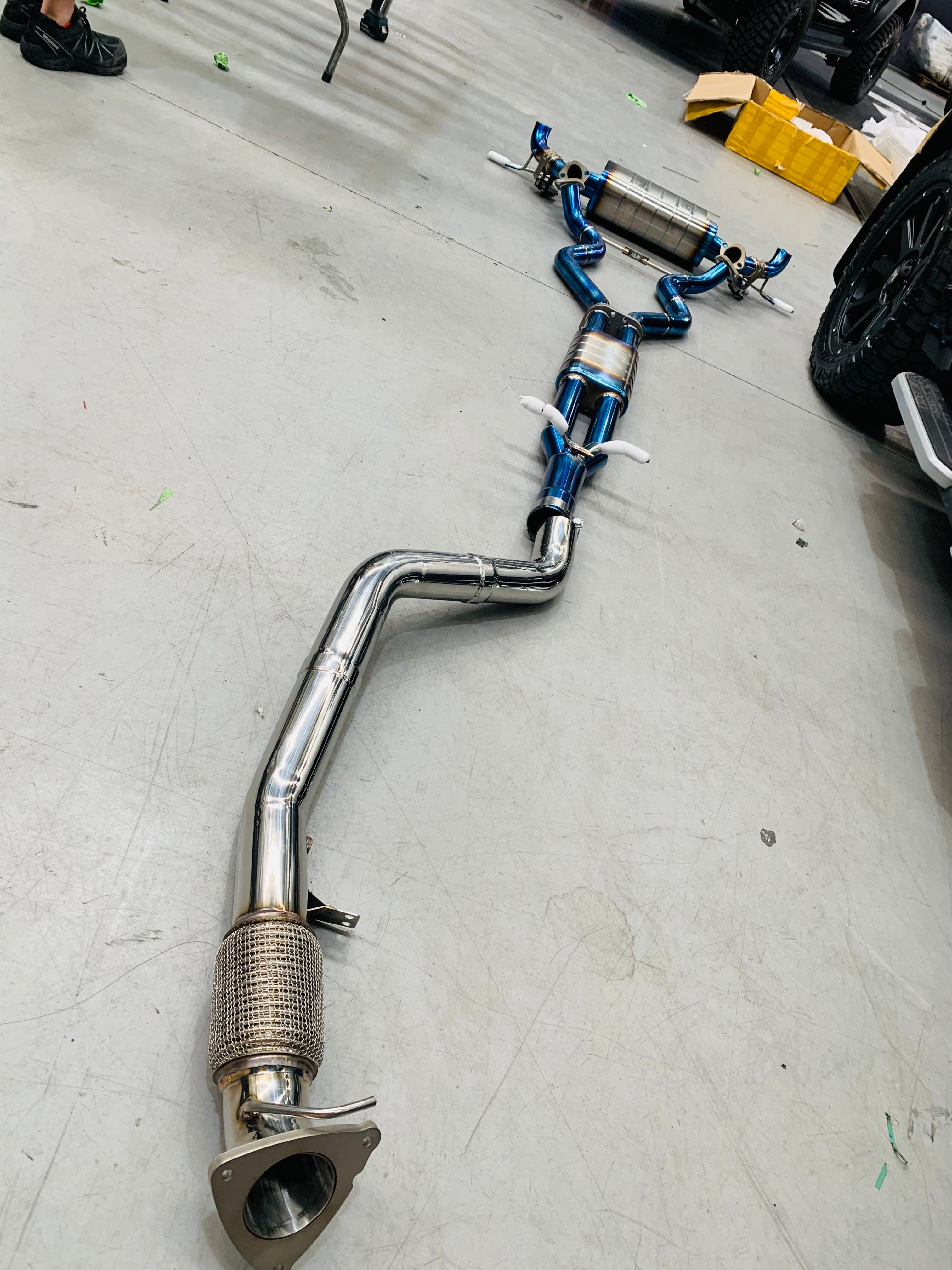 Land Rover Defender P400 110 Exhaust